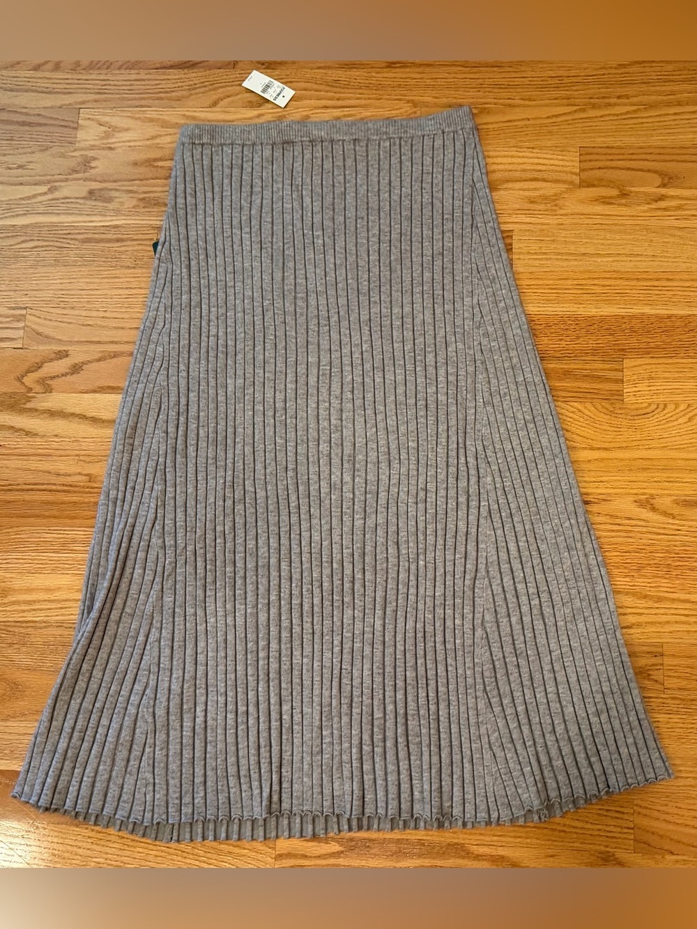 Express Gray Ribbed Knit Maxi Sweater Skirt Women’s Large NWT Stretch A-Line - Picture 2 of 10